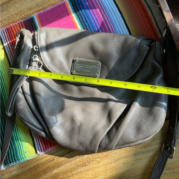 Marc Jacob’s Leather Crossbody Bag - Picture 5 of 5